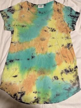 100% Organic Cotton Tie-Dye Short Sleeve Tee by Kira